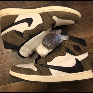 Travis Scott x Jordan 1 UA
